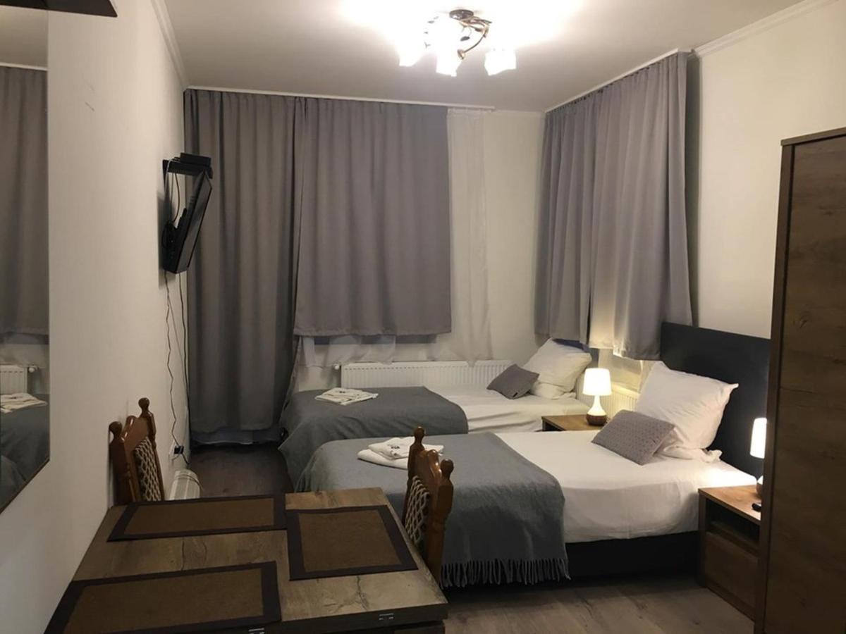 Aranykorona Apartmanhaz Mişcolţ Exterior foto